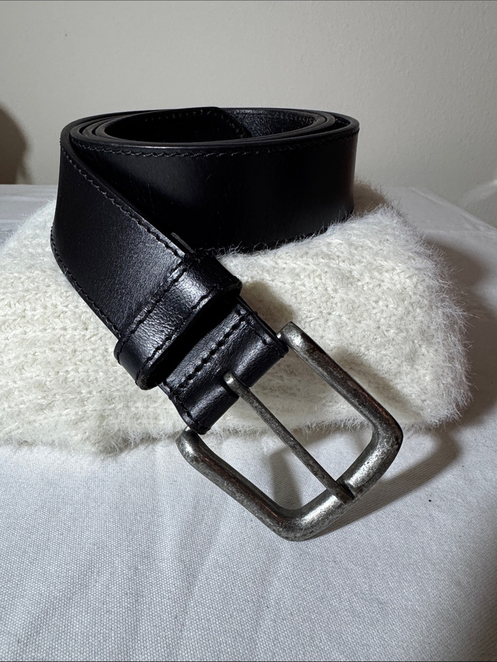 Damen+Hastings Men's Black Leather Belt with Antique Silver Buckle